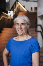 Ann Manhaeve - Wijkregiseur Sint-Denijs-Westrem-Afsnee & Stationsbuurt-Noord